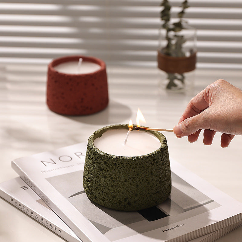 Dekorative Wohnaccessoires: Kerzenhalter aus Zement für Aromatherapie-Kerzen