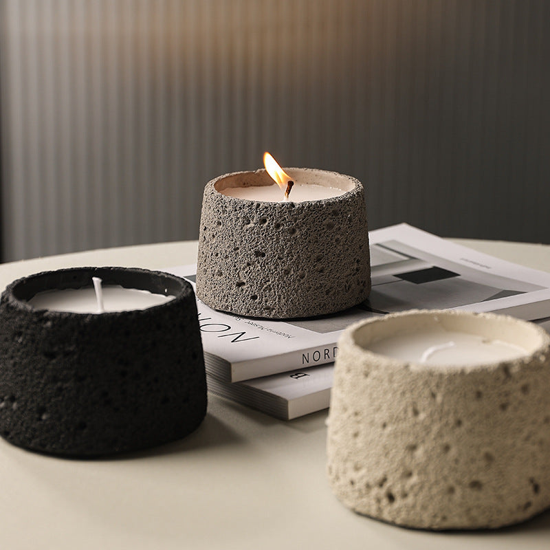 Dekorative Wohnaccessoires: Kerzenhalter aus Zement für Aromatherapie-Kerzen