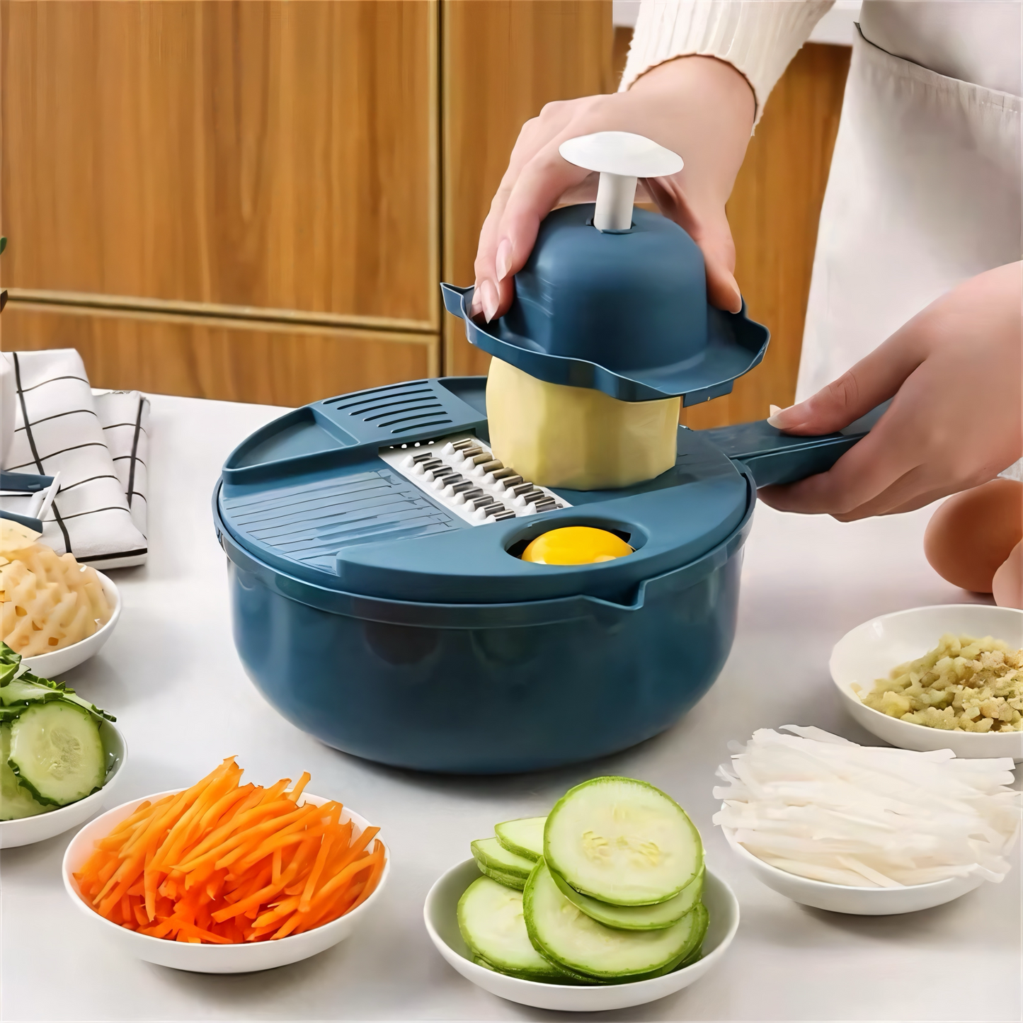 Multifunktionale 16-in-1 Gemüseschneider & Mandoline | Hochwertiger Küchenhobel mit Edelstahlklingen | Inklusive Abtropfkorb, Handschutz & Aufbewahrung | Perfekt für Gemüse, Obst & Käse